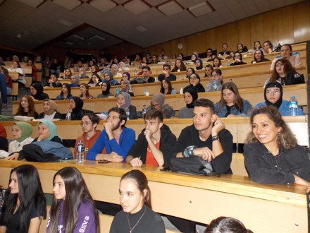 Mesleki ve entelektüel bir ilgi alanı olarak sosyoloji